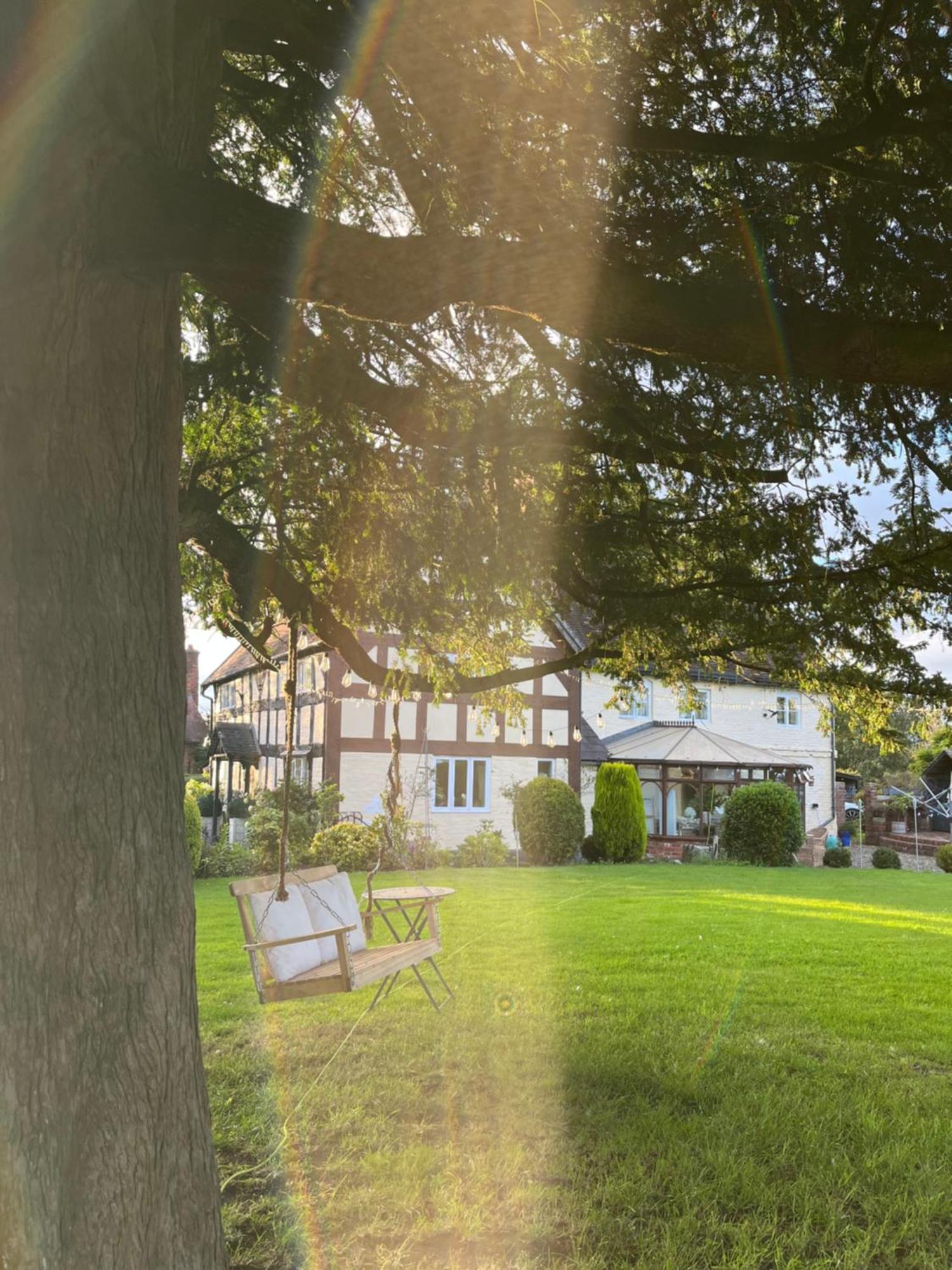 Spenford House 1640 Listed House Idilic Location Pub Walking Distance Bed & Breakfast Loppington Eksteriør bilde