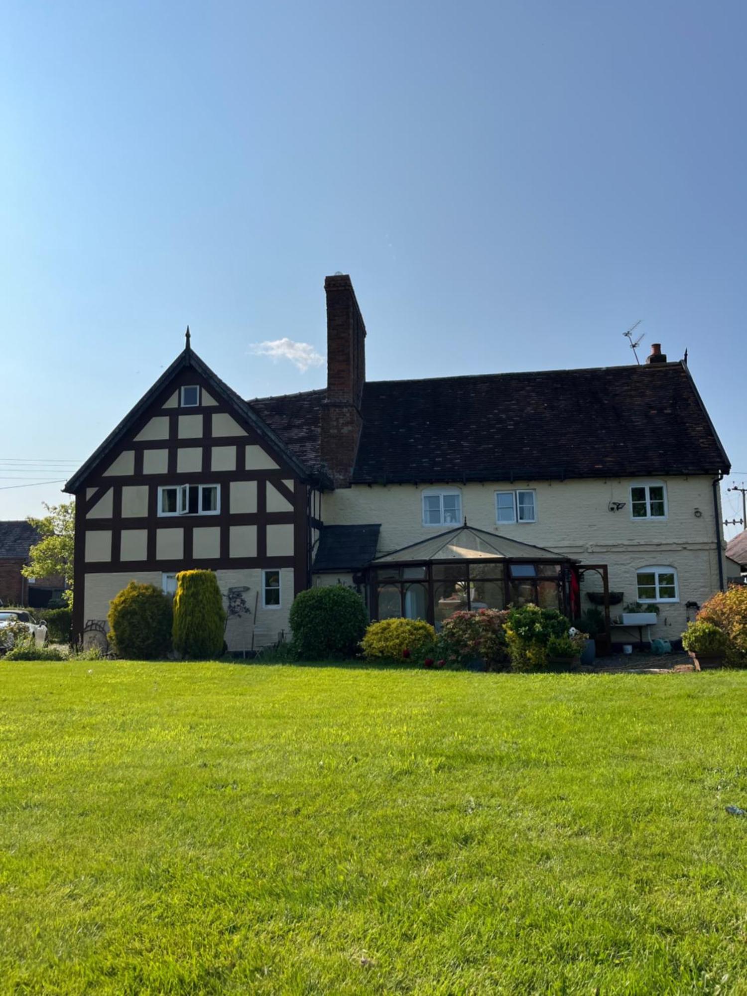 Spenford House 1640 Listed House Idilic Location Pub Walking Distance Bed & Breakfast Loppington Eksteriør bilde